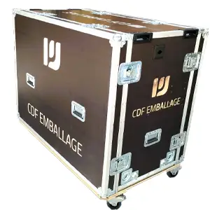 Flight case fermé avec logo Weepackup gravé sur la façade