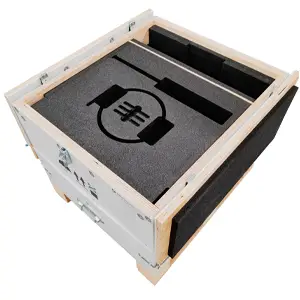 caisse navette bois avec calage mousse pour protection produits